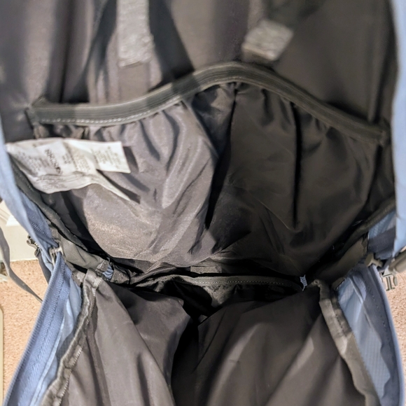 POWDER BLUE Eddie Bauer Highpoint 30L Backpack - Picture 15 of 16